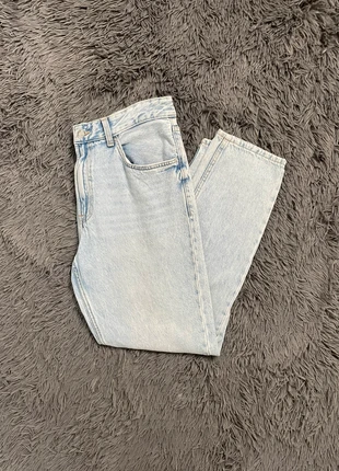 Jean bershka / Bleu clair / Taille 40, merk: Bershka, staat: Nieuw zonder prijskaartje, maat: W30 | FR 40, € 12,00, € 13,30 inclusief Kopersbescherming