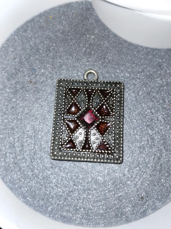 Gorgeous vintage silver and Ruby color women or men's pendant 2