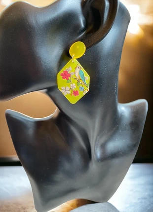 Adorables boucles d’oreilles romantiques bohèmes chic géométrique oiseau fond jaune, estado: Muy bueno, 13,00 €, 14,35 € Protección al comprador Pro incluida