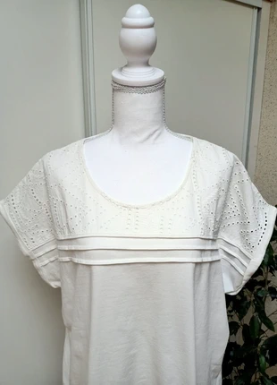 T-shirt crème Damart T42, marque: Damart, état: Très bon état, taille: XL / 42 / 14, 4,00 €, 4,90 € Protection acheteurs incluse