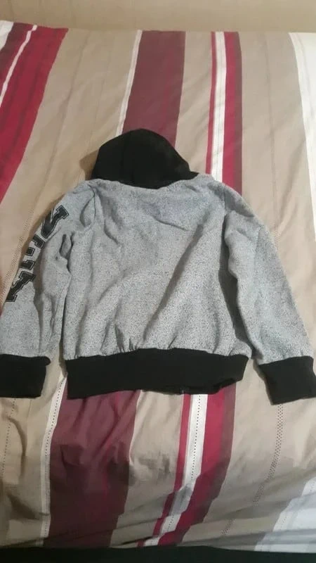 Veste à capuche G blog taille 16 ans - photo numéro 3