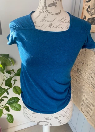 T-shirt col carré , marca: COQUETTE, estado: Muy bueno, tamaño: XS / 34 / 6, 2,00 €, 2,80 € Protección al comprador incluida