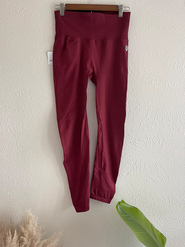 Free People Movement Good Karma Leggings Burgundy M/L New With Tags 1
