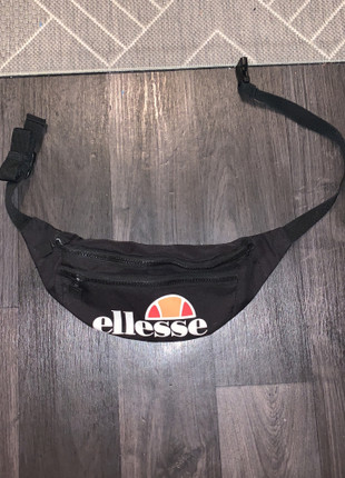 Banane Ellesse Vinted