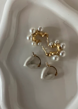 Lot de boucles d’oreilles neuves dorées perles & cœurs marbrés blancs, marque: autre, état: Neuf sans étiquette, 5,00 €, 5,95 € Protection acheteurs incluse