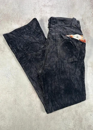 Pantalon Vintage En Velours Côtelé / Corduroy vintage corduroy noir patchwork floral taille 36, marque: Vintage Dressing, état: Très bon état, taille: S / 36 / 8, 7,00 €, 8,05 € Protection acheteurs (Pro) incluse