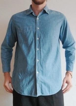 Chemise Uniqlo manches longues taille M bleu jean, marque: Uniqlo, état: Très bon état, taille: M, 15,00 €, 16,45 € Protection acheteurs incluse