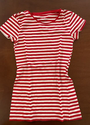 Maglietta a righe bianche e rosse Primark Stretchwear (taglia IT 38), brand: Primark, condizioni: Ottime, taglia: XS / IT 38 / EU 34, €2.00, €2.80 include la Protezione acquisti