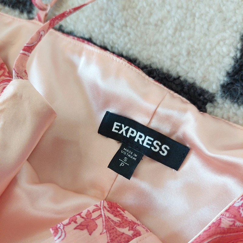 Express peach & pink paisley cami 4