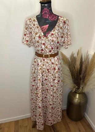 Longue robe crème fleurie, brand: Inconnu, condizioni: Ottime, taglia: XXL / IT 48 / EU 44, €4.00, €4.90 include la Protezione acquisti