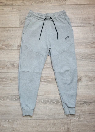 jogging / pantalon nike tech fleece gris clair logo noir taille S homme - SKU 529, brand: Nike, condition: New without tags, size: S, €64.99, €68.94 includes Buyer Protection Pro