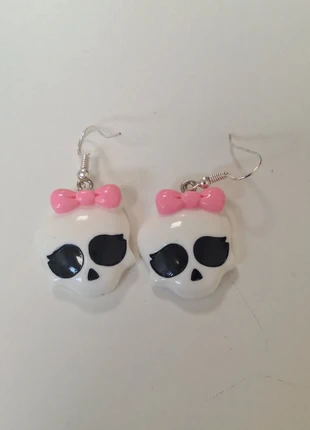 Boucle d oreille tête de mort, condition: New with tags, €3.00, €3.85 includes Buyer Protection