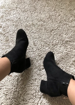 Bottines noir talons, brand: Kiabi, condizioni: Nuovo senza cartellino, taglia: 36, €4.00, €4.90 include la Protezione acquisti