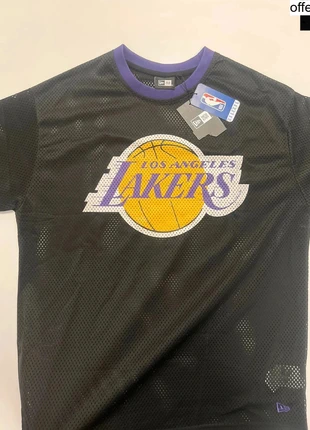 Maglia traspirante bucherellata tecnica oversize mesh lakers x nba x new era Nuova con cartellino, marque: NBA, état: Neuf avec étiquette, taille: L, 32,50 €, 34,83 € Protection acheteurs incluse
