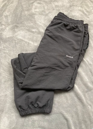 Jogging Reebook Noir Oversize Streetware , marca: Reebok, estado: Muito bom, tamanho: XL, €19.00, €20.65 inclui Proteção do Comprador