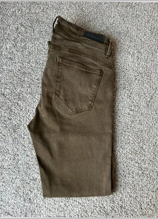 Jean Zara - Taille 38, marque: Zara, état: Très bon état, taille: M / 38 / 10, 18,00 €, 19,60 € Protection acheteurs (Pro) incluse