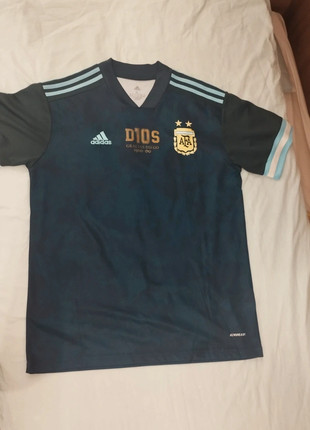 Maglia Argentina Maradona #10 Edizione Speciale – Taglia XL, marca: Collezione, estado: Muito bom, tamanho: XL, €20.00, €21.70 inclui Proteção do Comprador