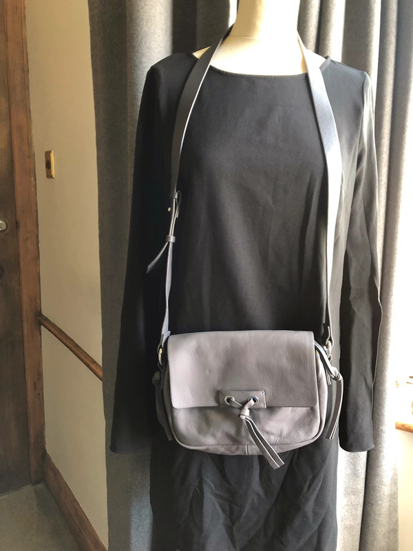 Mint Velvet grey bag Vinted