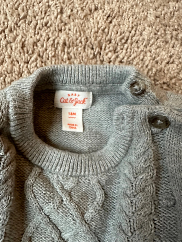 Gray baby girl sweater 2