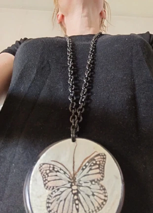 Long collier papillon 🦋, brand: Artisan, condition: Very good, €8.00, €9.10 includes Buyer Protection