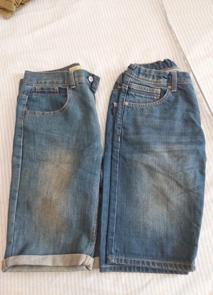 2 calções ganga, merk: Denim Co, staat: Heel goed, maat: 13 jaar / 158 cm, € 4,00, € 4,90 inclusief Kopersbescherming