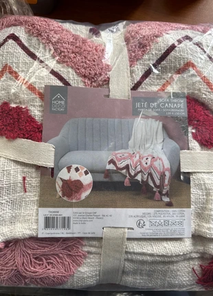 Jeté de canapé pompon, marca: The Home Deco Factory, estado: Novo com etiquetas, tamanho: Outro, €15.00, €16.45 inclui Proteção do Comprador Pro