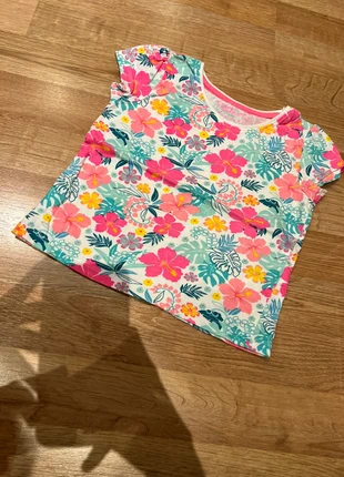 Hawaistyle Größe 104, merk: Young Dimension, staat: Heel goed, maat: 4 jaar / 104 cm, € 3,00, € 3,85 inclusief Kopersbescherming