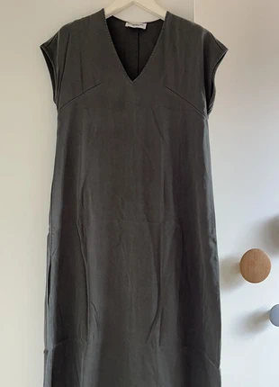 Essentiel long dress, marque: Essentiel Antwerp, état: Très bon état, taille: S / 36 / 8, 30,00 €, 32,20 € Protection acheteurs incluse