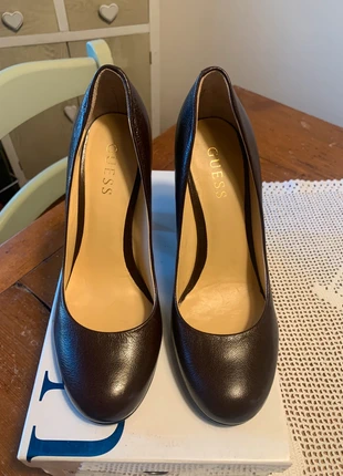 Scarpa donna GUESS misura 39 coloremarrone nuove, marke: GUESS, zustand: Sehr gut, größe: 39, 15,00 €, 16,45 € inklusive Vinted-Käuferschutz