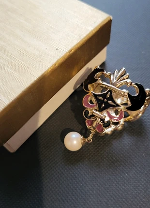 Vintage Past Times Scarf Clip, brand: Past Times, condition: Very good, £3.00, £3.85 includes Buyer Protection