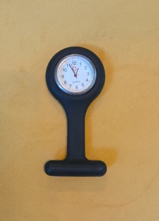 Montre infirmiere, brand: Quartz, condition: Good, size: Up to 30 mm, €2.00, €2.80 includes Buyer Protection