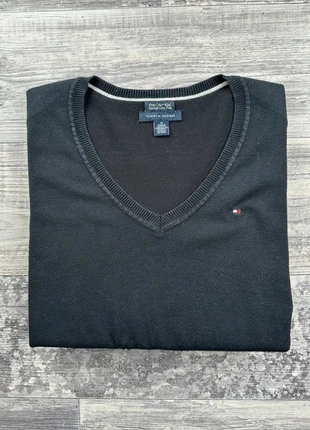 Pull col V Tommy Hilfiger Noir Taille M, marke: Tommy Hilfiger, zustand: Gut, größe: M / 38 / 10, 3,00 €, 3,85 € beinhaltet Vinted-Käuferschutz Pro