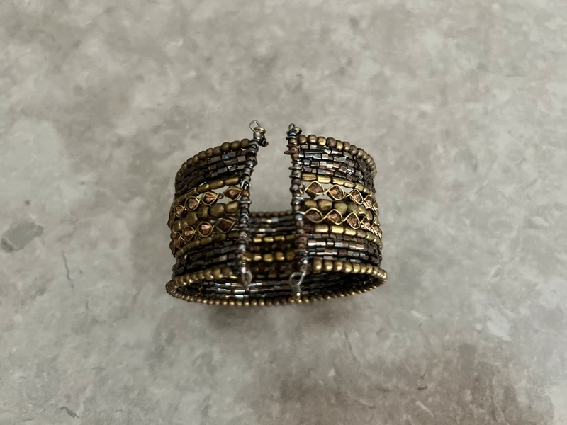 Bracelet Manchette Large en Perles - photo numéro 4