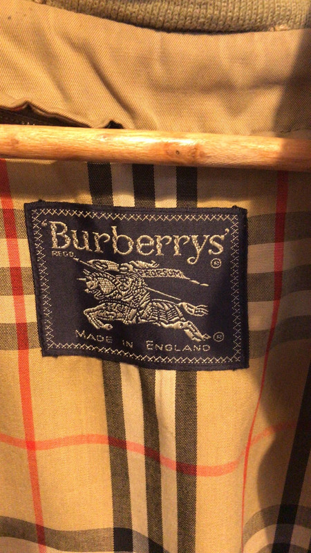 Classic Burberry Jacket | Vinted