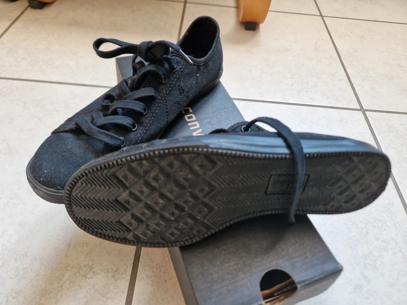 Baskets converse neuve - photo numéro 3