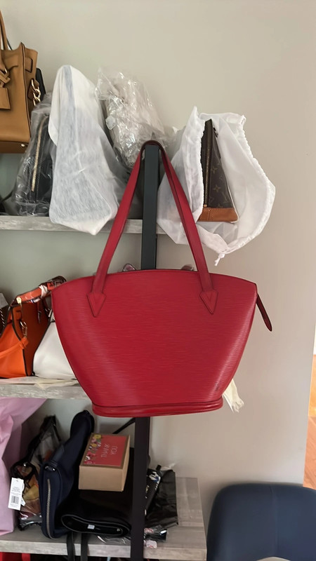 Authentic Red Louis Vuitton bag code AS1905 - Vinted