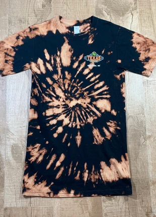 Teeshirt Texas Roadhouse / S / 43,5x78 cm / Tie-dye orange vif / Réf. 0348, zustand: Gut, größe: S, 5,00 €, 5,95 € beinhaltet Vinted-Käuferschutz Pro