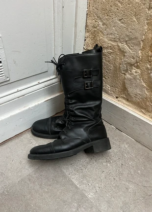 High velcro black leather boots vintage size 39, marque: Vintage Dressing, état: Bon état, taille: 39, 32,00 €, 34,30 € Protection acheteurs incluse