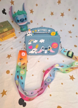 Mini Sac Bandouillère Pochette Porte Monnaie Pop Lilo & Stitch Poupée Scrump Disney Multicolore Neuf, état: Neuf avec étiquette, 13,76 €, 15,15 € Protection acheteurs (Pro) incluse