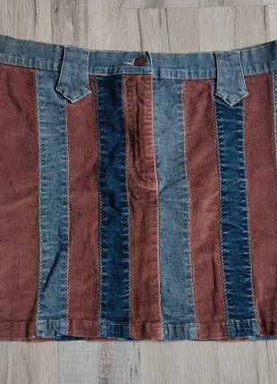 Mini jupe vintage patchwork velours et jean années 90 / 90s corduroy and jean mini skirt , zustand: Sehr gut, größe: M / 38 / 10, 10,00 €, 11,20 € inklusive Vinted-Käuferschutz