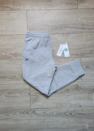 jogging lacoste gris clair, marque: Lacoste, état: Neuf sans étiquette, taille: L, 64,99 €, 68,94 € Protection acheteurs (Pro) incluse