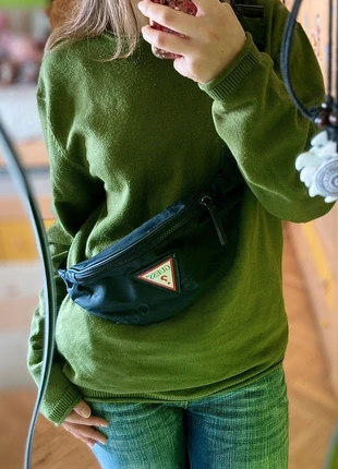 Guess unisex fanny pack., merk: GUESS, staat: Goed, € 8,00, € 9,10 inclusief Kopersbescherming