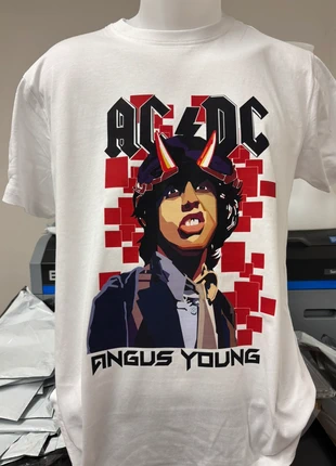 T-shirt maglia manica corta L ad/dc, marca: Maglia, estado: Nuevo con etiquetas, tamaño: L, 19,00 €, 20,65 € Protección al comprador incluida