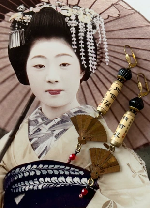 Boucles d'oreilles originales et artistiques de style vintage asiatique de créateur, marque: Fabrication Artisanale, état: Très bon état, 45,00 €, 47,95 € Protection acheteurs (Pro) incluse