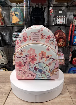 Loungefly, marque: Loungefly, état: Très bon état, 95,00 €, 100,45 € Protection acheteurs (Pro) incluse