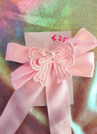 Pink hairbow, merk: Lolita, staat: Nieuw zonder prijskaartje, € 1,75, € 2,54 inclusief Kopersbescherming