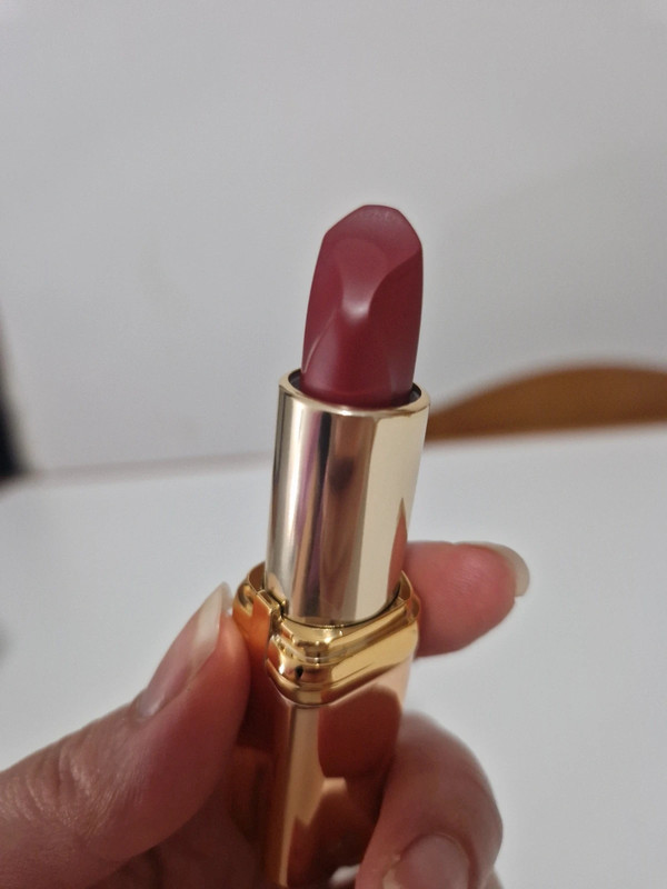 Rossetto L'Oréal Color Riche Nude Intense 179 - Nu Decadent 3