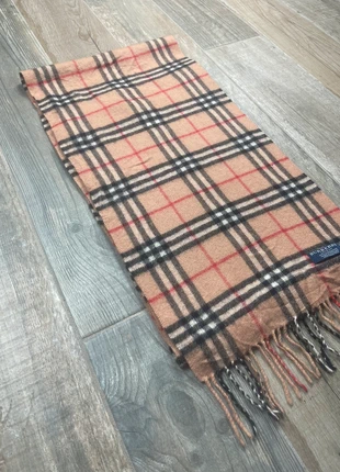 Écharpe Burberry Beige, marque: Burberry, état: Très bon état, 75,00 €, 79,45 € Protection acheteurs incluse