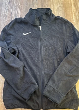 Polaire Nike taille M noir, marke: Nike, zustand: Gut, größe: M, 8,00 €, 9,10 € inklusive Vinted-Käuferschutz
