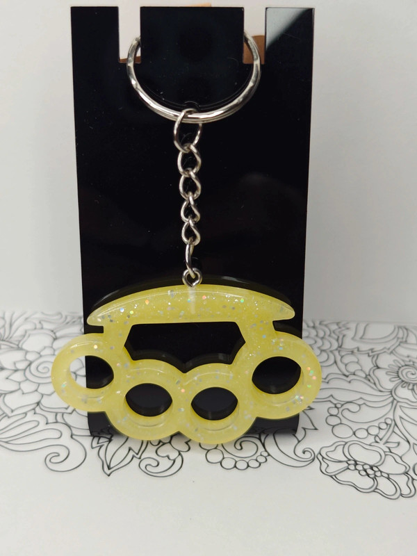 Yellow Kawaii Glitter Acrylic Knuckles Keychain